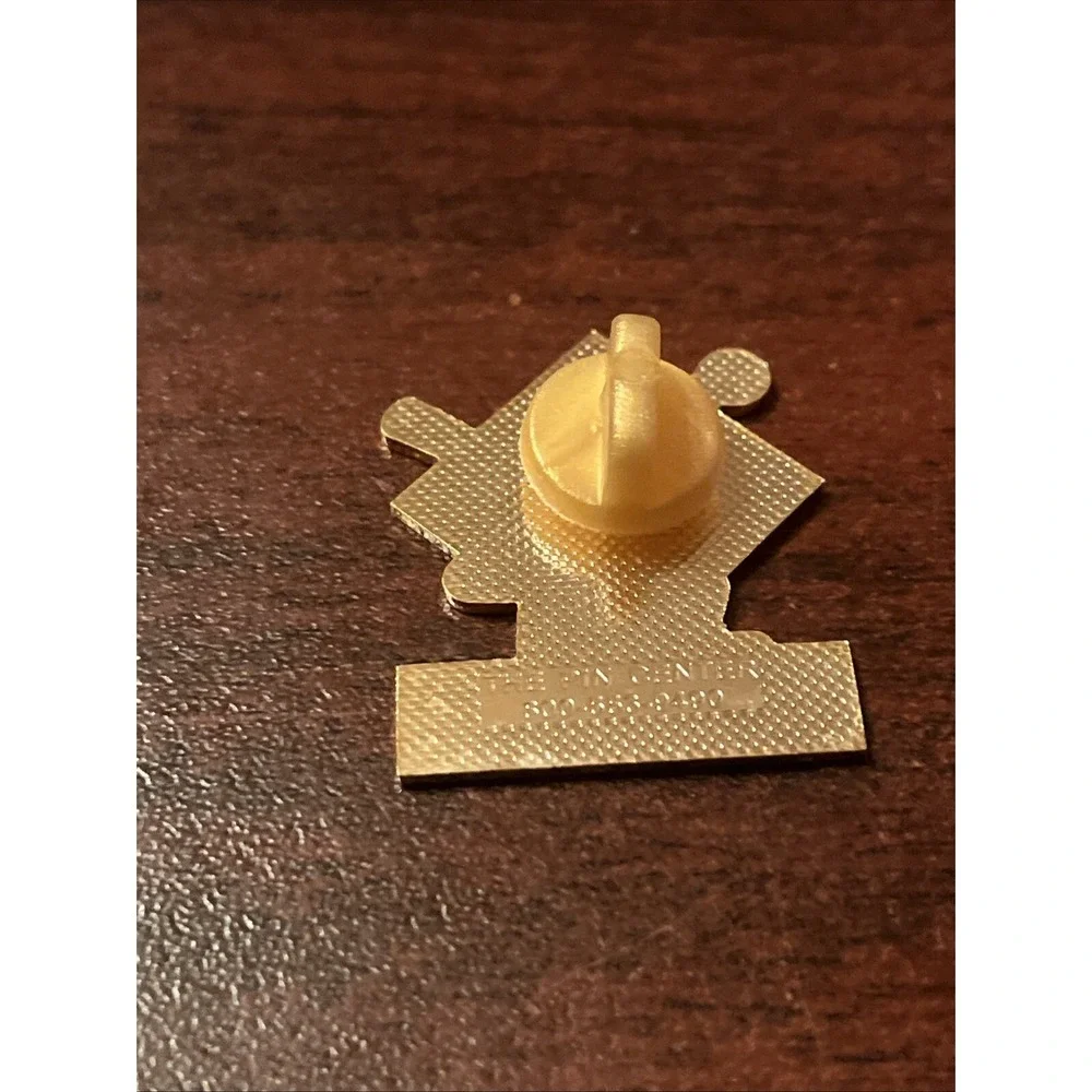 Outback Steakhouse‎ Bonzer Job Diamondbacks Kangaroo Baseball Lapel Hat Pin